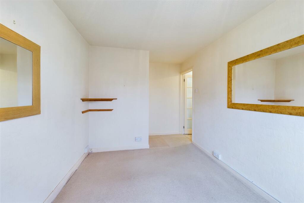 Additional image 13 of DETACHED | BASIC UPDATING | STOKE LODGE