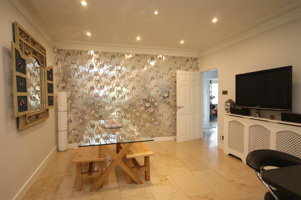 Additional image 12 of Main Road, Hextable, Swanley