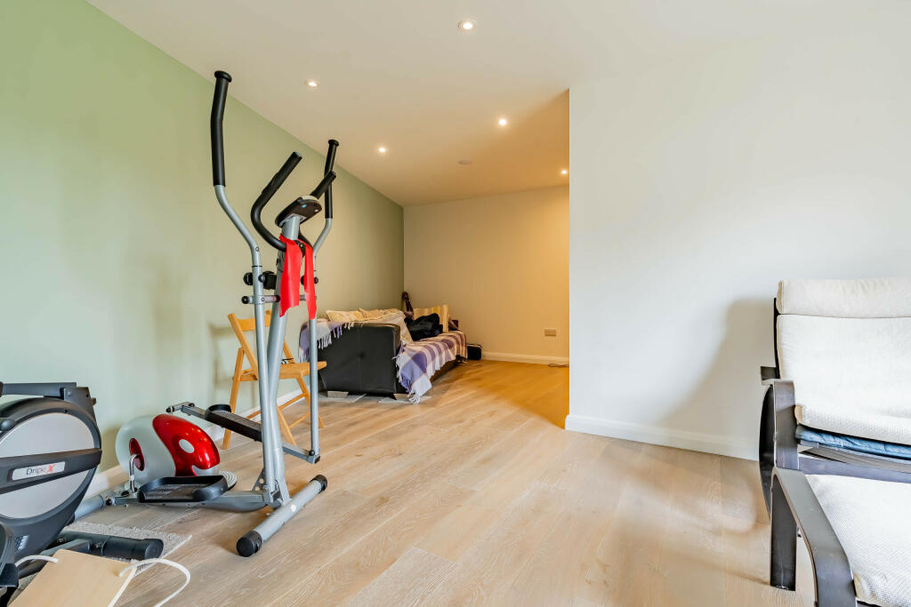 Additional image 18 of Westover Close, Westbury on Trym, Bristol