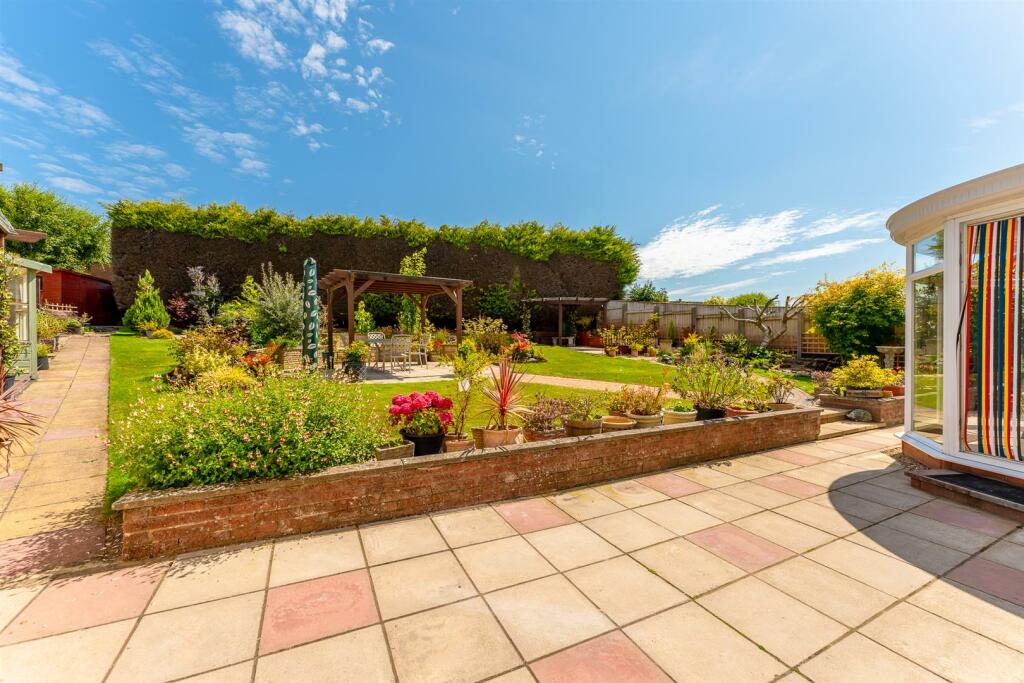 Additional image 26 of Leighton Crescent, Bleadon Hill, Weston-super-Mare