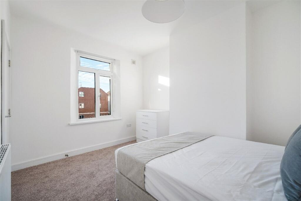 Additional image 7 of 3 bedroom Terraced House in Dartmoor Street, Bristol