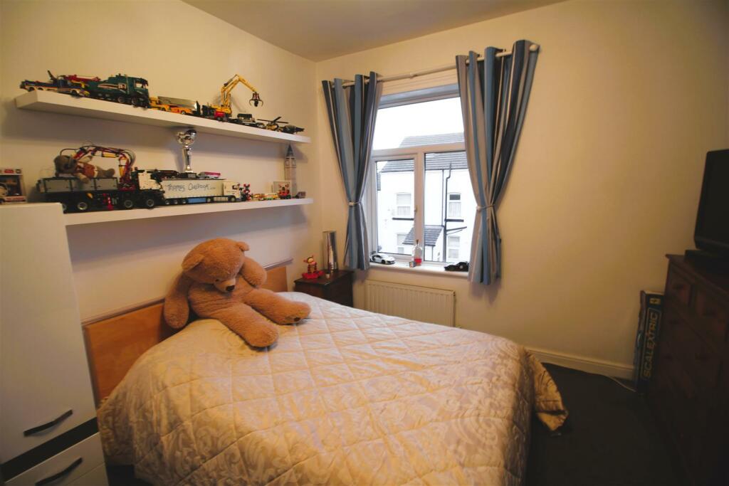 Additional image 11 of Mayfield View, Wyke, Bradford