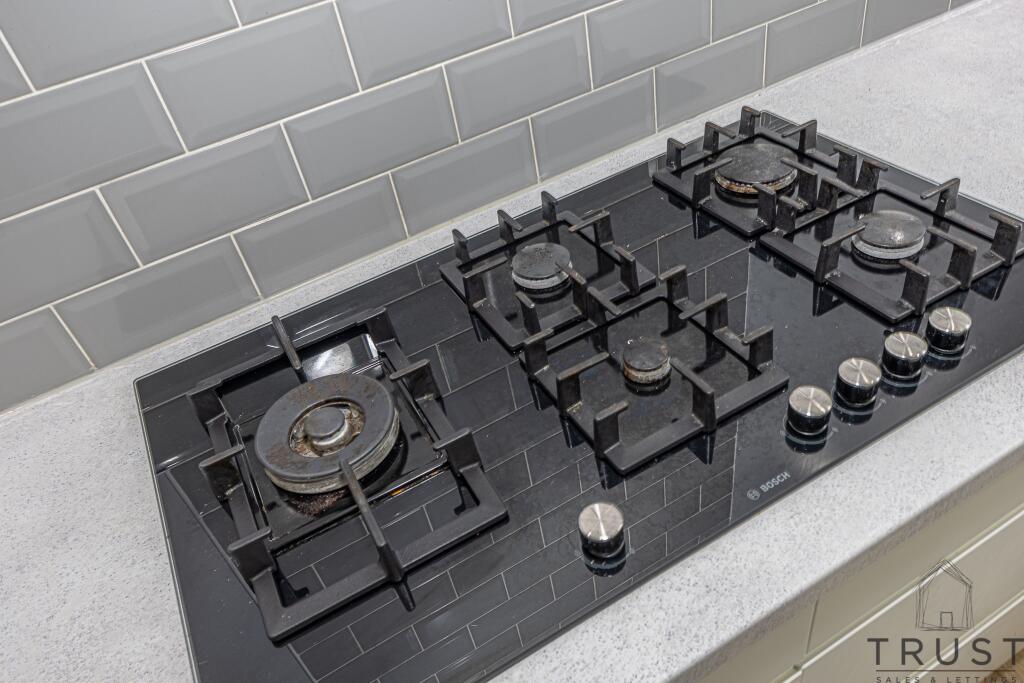 Additional image 8 of Halifax Road, Hartshead Moor, Cleckheaton