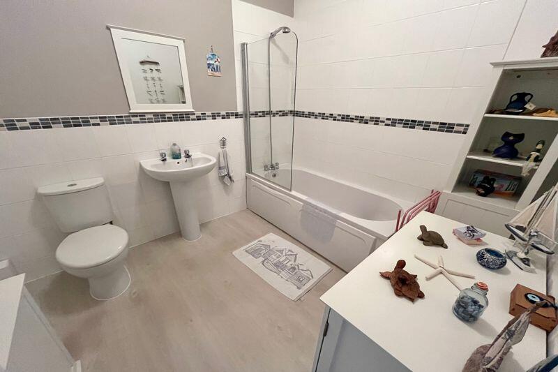 Additional image 10 of Ellenborough Park South, OVERLOOKING THE PARK