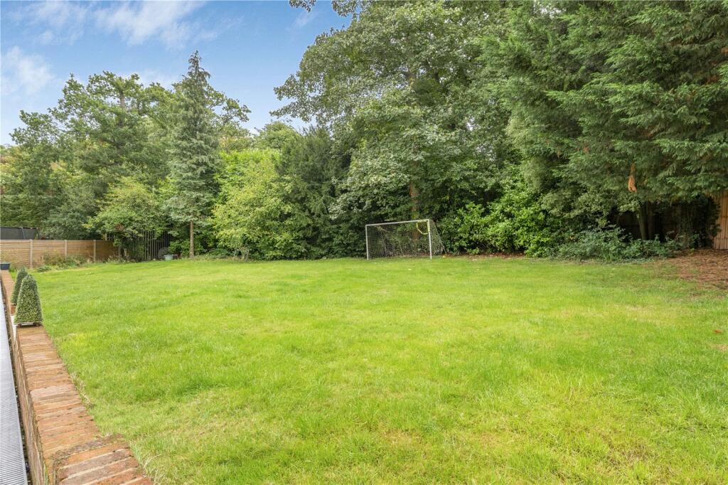 Additional image 25 of Rolinsden Way, Keston, BR2