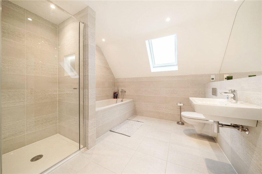 Additional image 34 of Plaistow Lane, Bromley