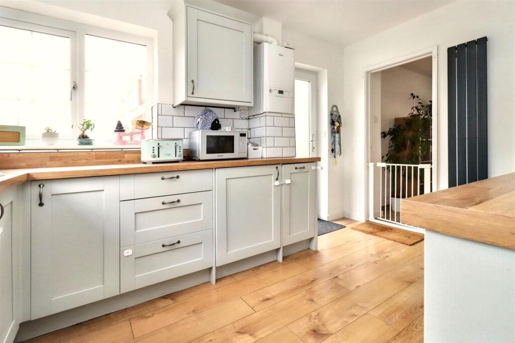 Additional image 17 of Superb home in West End of Clevedon