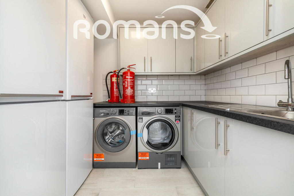 Additional image 6 of High Street, Winterbourne