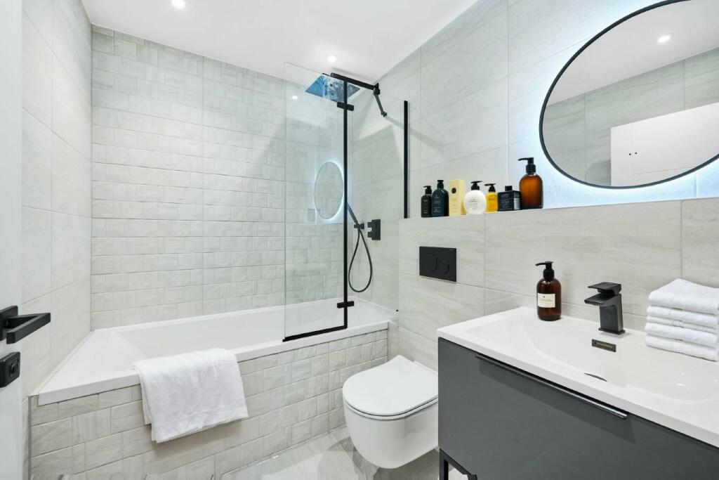 Additional image 3 of Bromley Avenue, Bromley