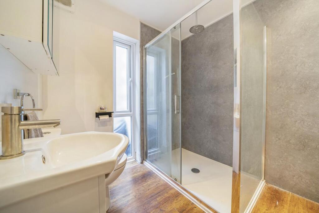 Additional image 7 of Cherry Tree Walk, West Wickham