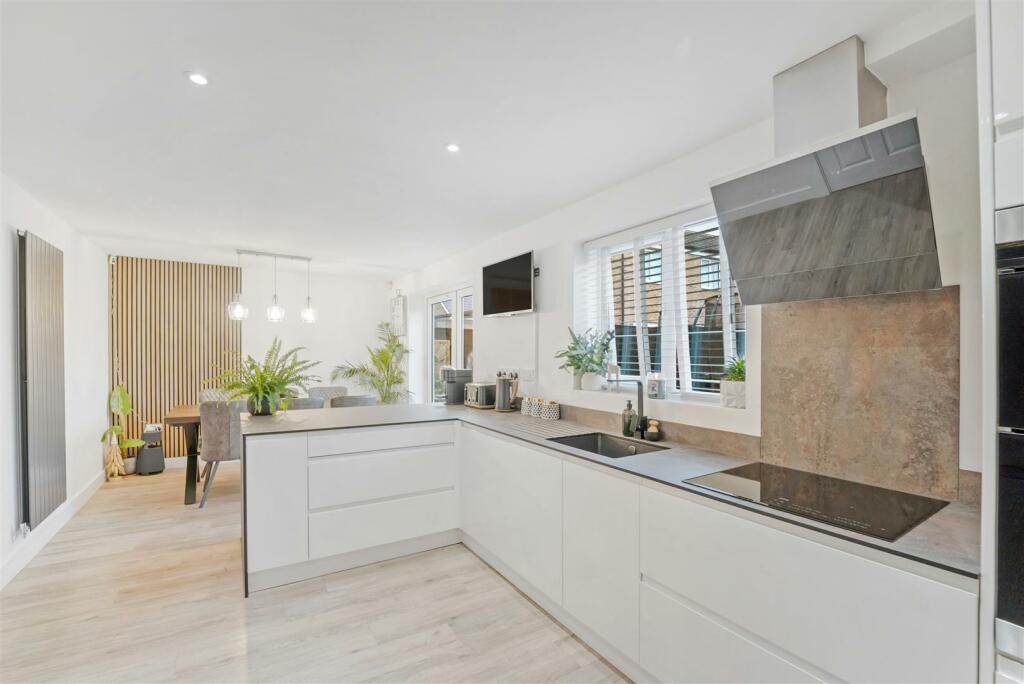 Additional image 4 of Tiger Moth Road, Weston-Super-Mare - SHOW HOME CONDITION