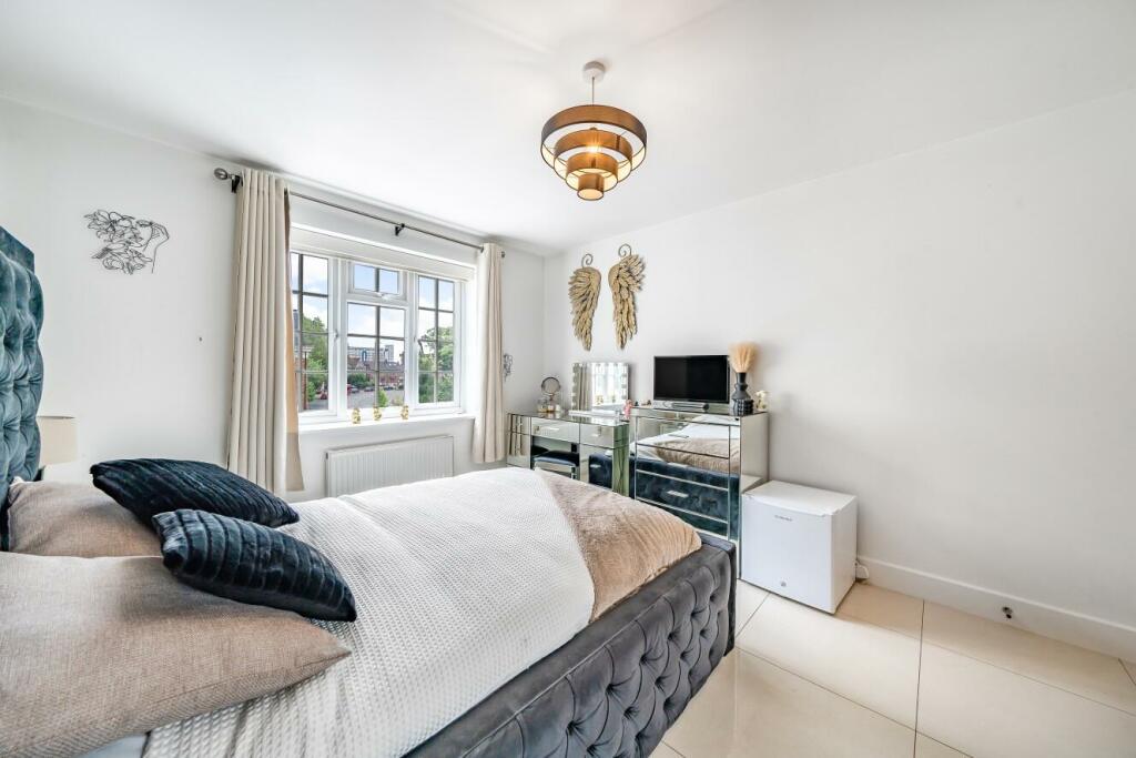 Additional image 15 of Tweedy Road, Bromley