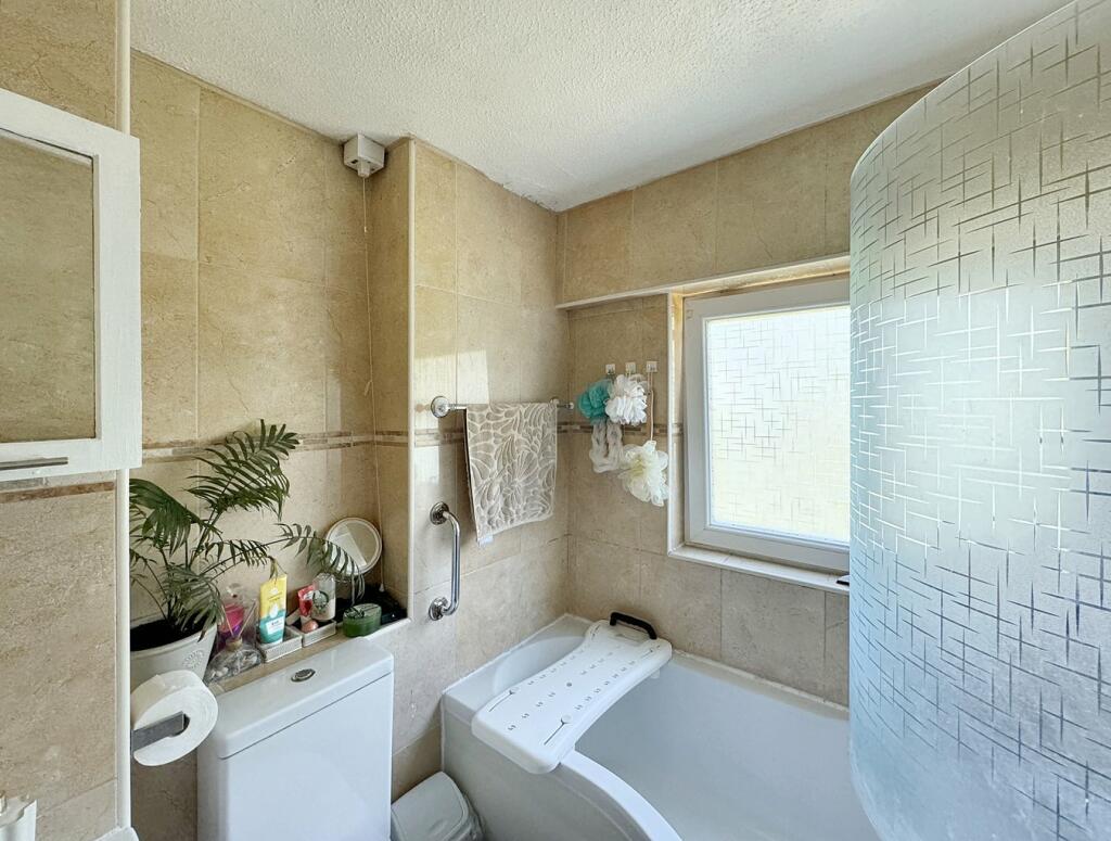 Additional image 10 of Sparrow Drive, Orpington, BR5