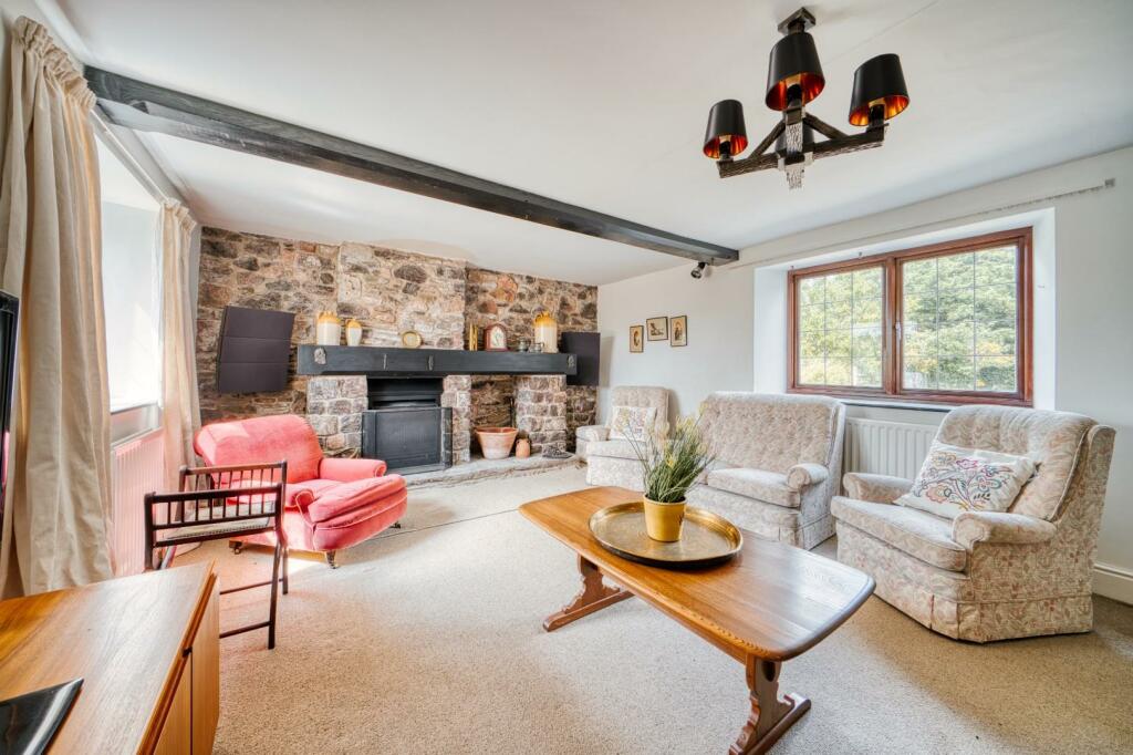 Additional image 5 of Charming cottage situated within 1/3 of an acre on the fringes of Claverham