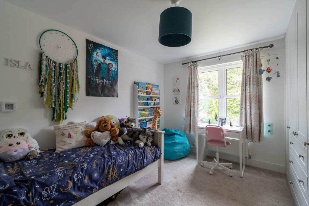 Additional image 24 of 32 Winstones Road