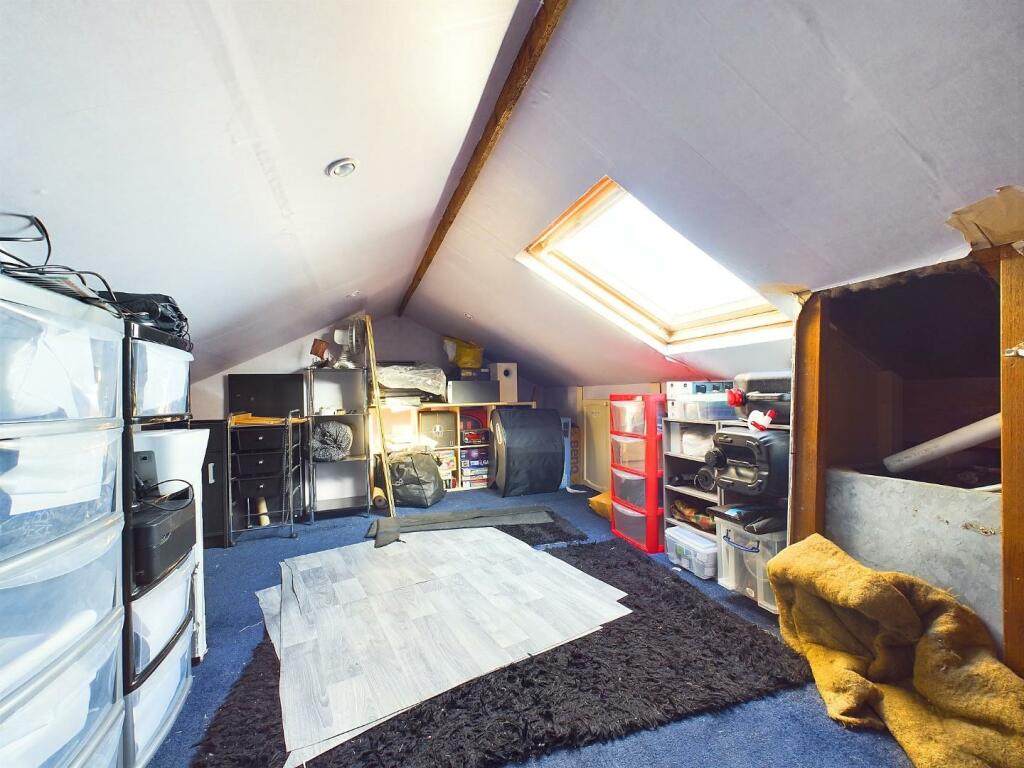 Additional image 9 of Sunny Brae Crescent, Bingley