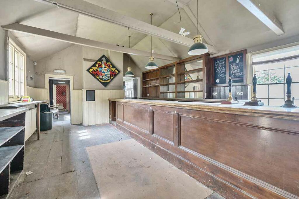 Additional image 7 of S-218370 - Trevor Arms, The Street, Glynde, Nr. Lewes BN8 6SS