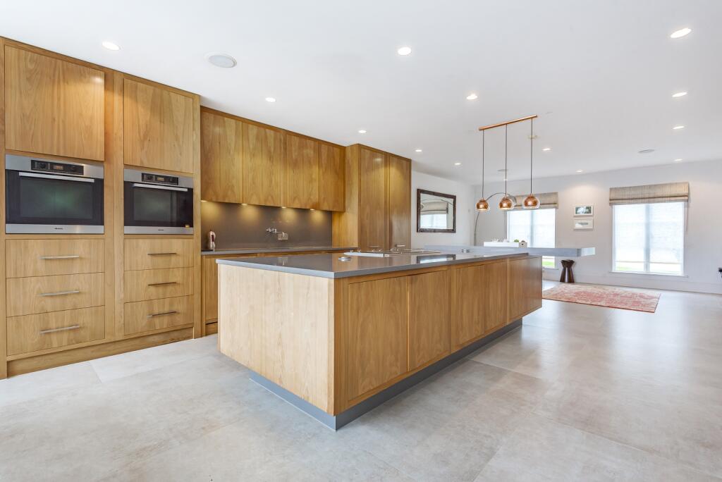 Additional image 6 of Mavelstone Close, Bromley, Kent