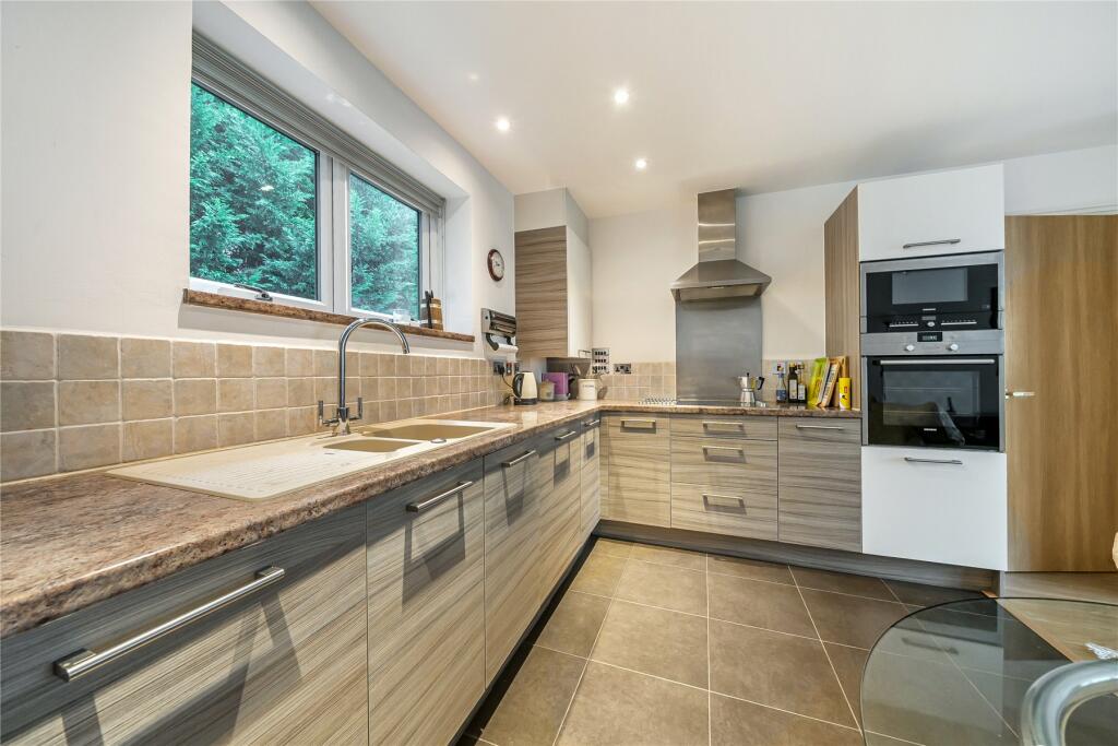 Additional image 7 of Albemarle Road, Beckenham