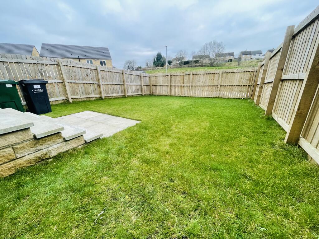 Additional image 5 of Saddle Close