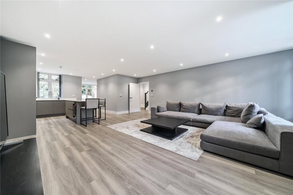 Additional image 10 of Bromley Avenue, Bromley