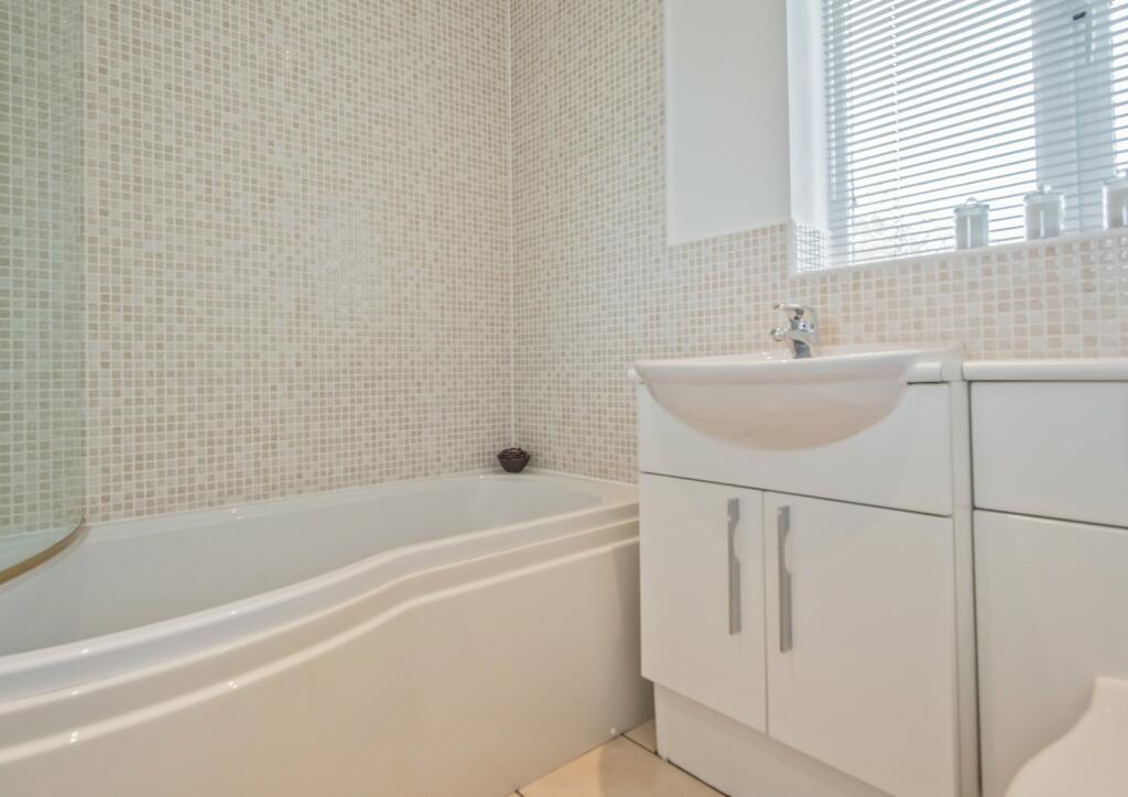 Additional image 29 of Wadsworth Court, Cleckheaton, BD19