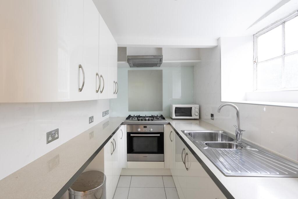 Additional image 3 of Richmond Park Road, Clifton, BS8