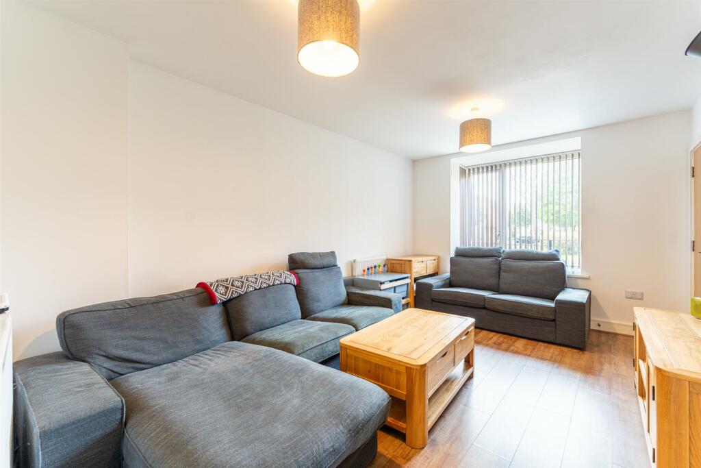 Additional image 3 of Hannah Drive, Locking - FANTASTIC FIRST HOME