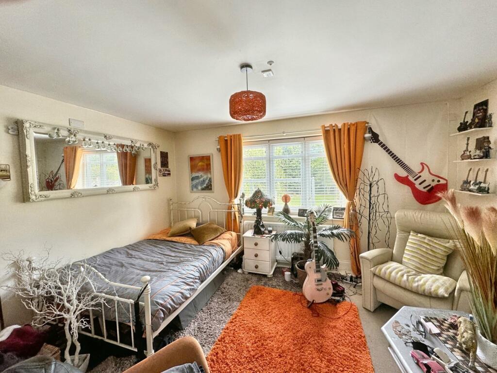 Additional image 12 of Crest View Drive, Petts Wood, Orpington, BR5