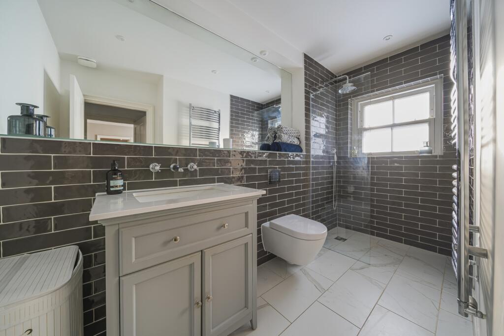 Additional image 9 of Willoughby Lane Bromley BR1