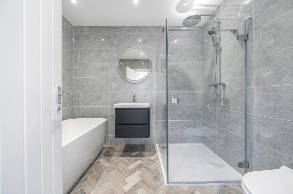 Additional image 7 of Leaves Green Road, Keston, Kent, BR2