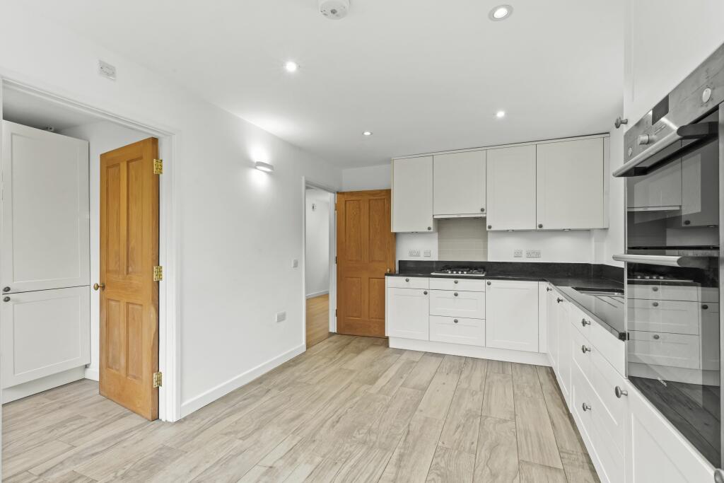 Additional image 8 of The Crescent, Hassocks, Keymer, West Sussex, BN6 8RB