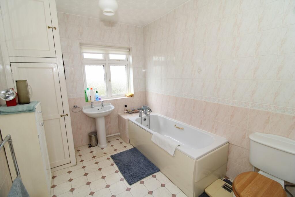 Additional image 8 of Kingswood Avenue, Bromley, BR2