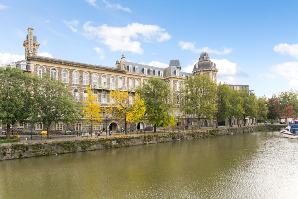 Guinea Street, Bristol, BS1