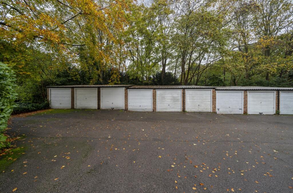 Additional image 11 of Kemnal Road, Chislehurst