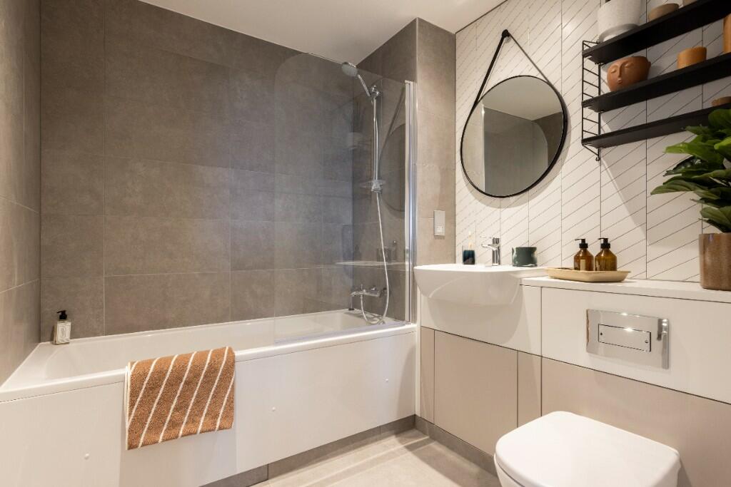 Additional image 8 of 919 Rosewood