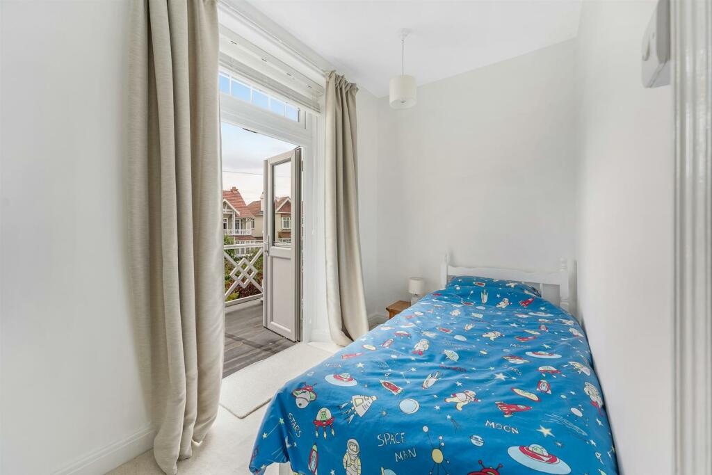 Additional image 27 of Elmsleigh Road, Southward - Amazing Extension!