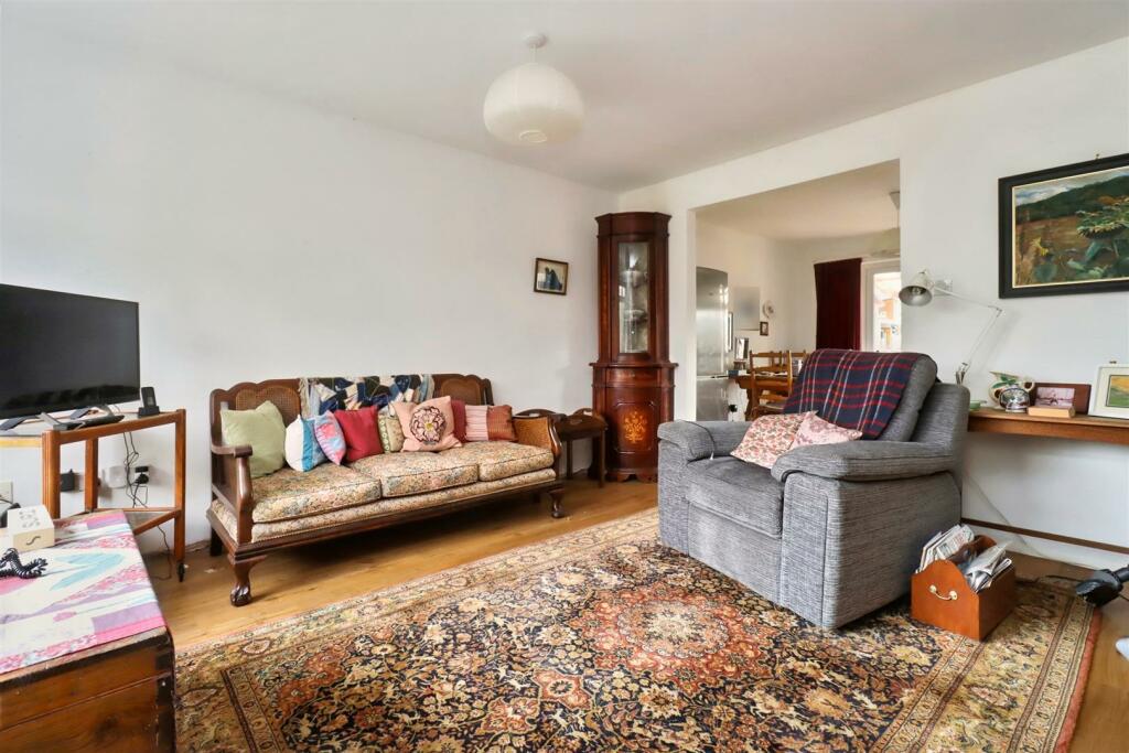 Additional image 9 of Adjacent to coastal walks in Clevedon