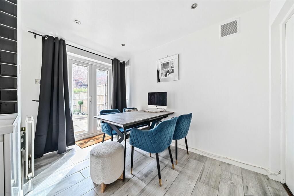 Additional image 4 of Fieldside Close, Orpington