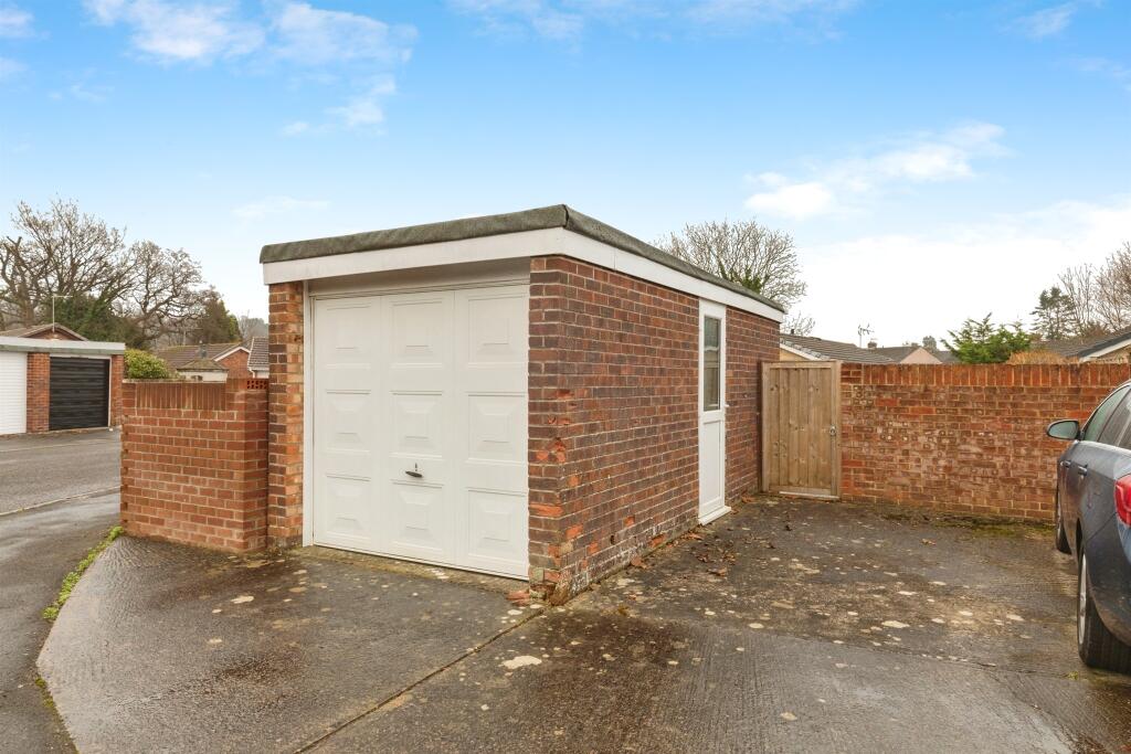 Additional image 17 of Somerset Avenue, Yate, Bristol