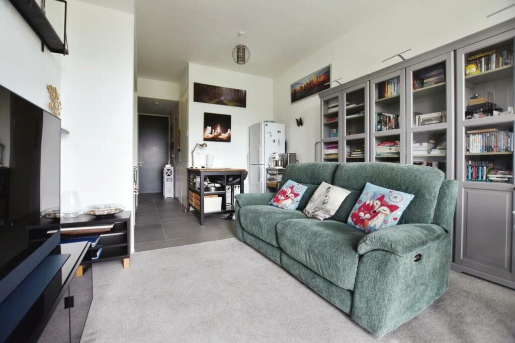 Additional image 8 of Lake Shore Drive, Bristol