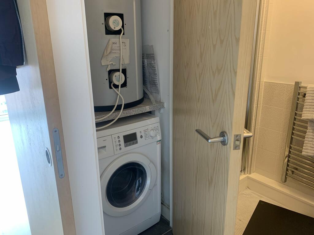 Additional image 10 of The Eye, Glass Wharf, Bristol