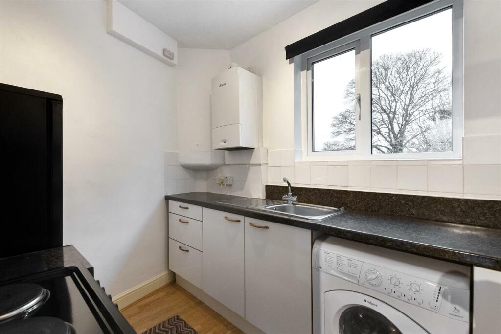 Additional image 9 of High Street, Farnborough, Orpington