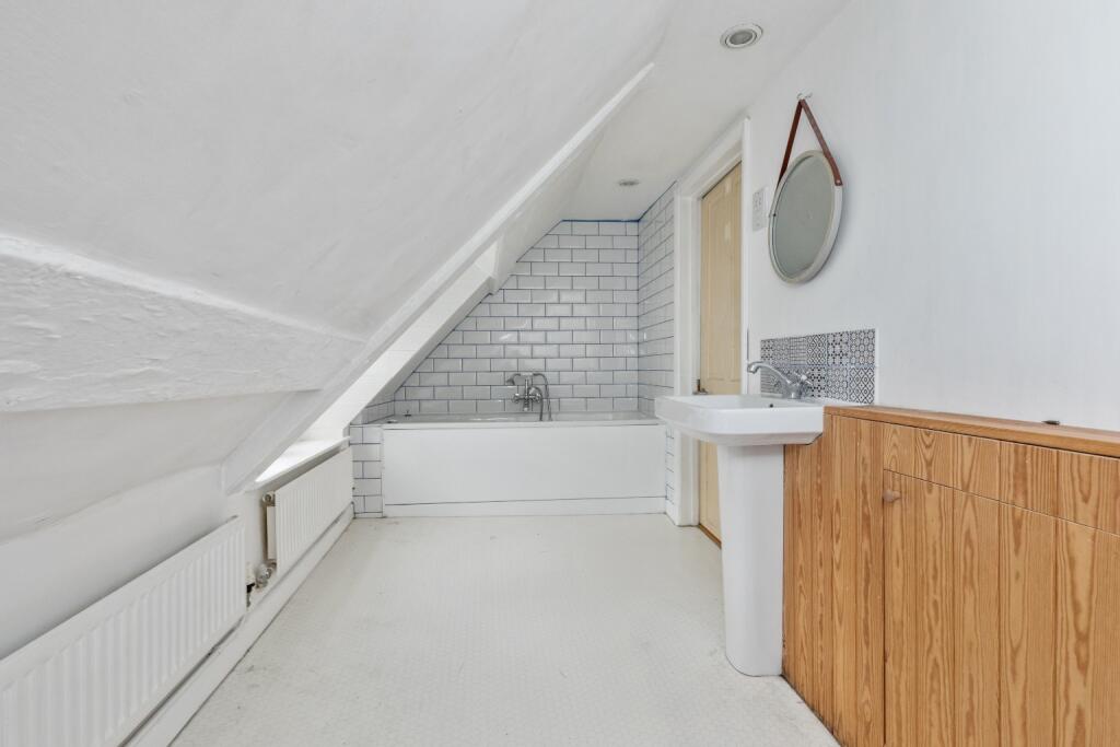 Additional image 12 of Flint House, High Street, Lewes