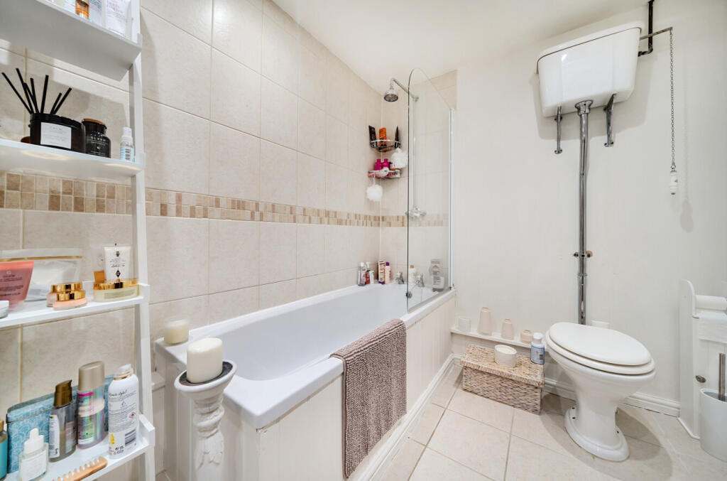 Additional image 8 of Henry Street, Bromley, BR1