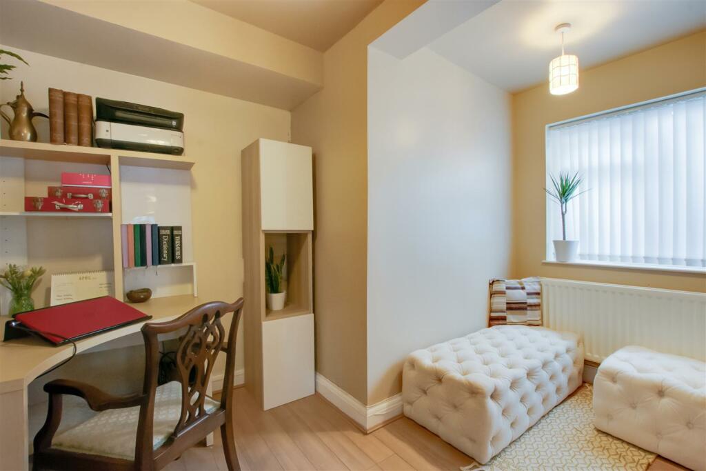 Additional image 10 of Sunray Avenue, Bromley