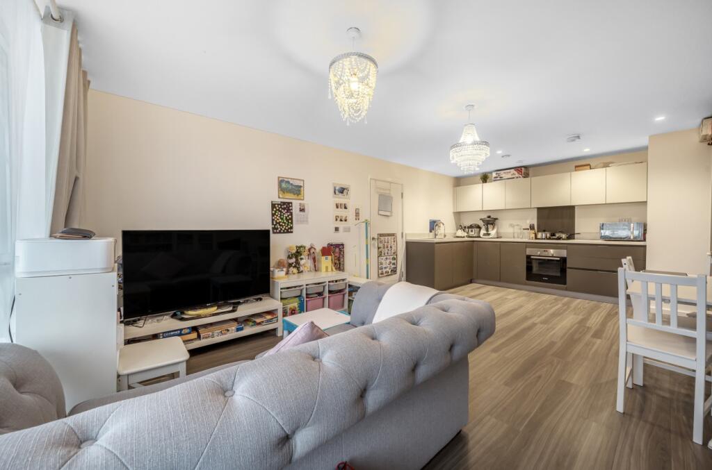 Additional image 2 of Glebe Way, West Wickham