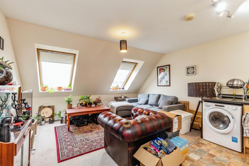 Additional image 10 of Avonmouth Road, Bristol