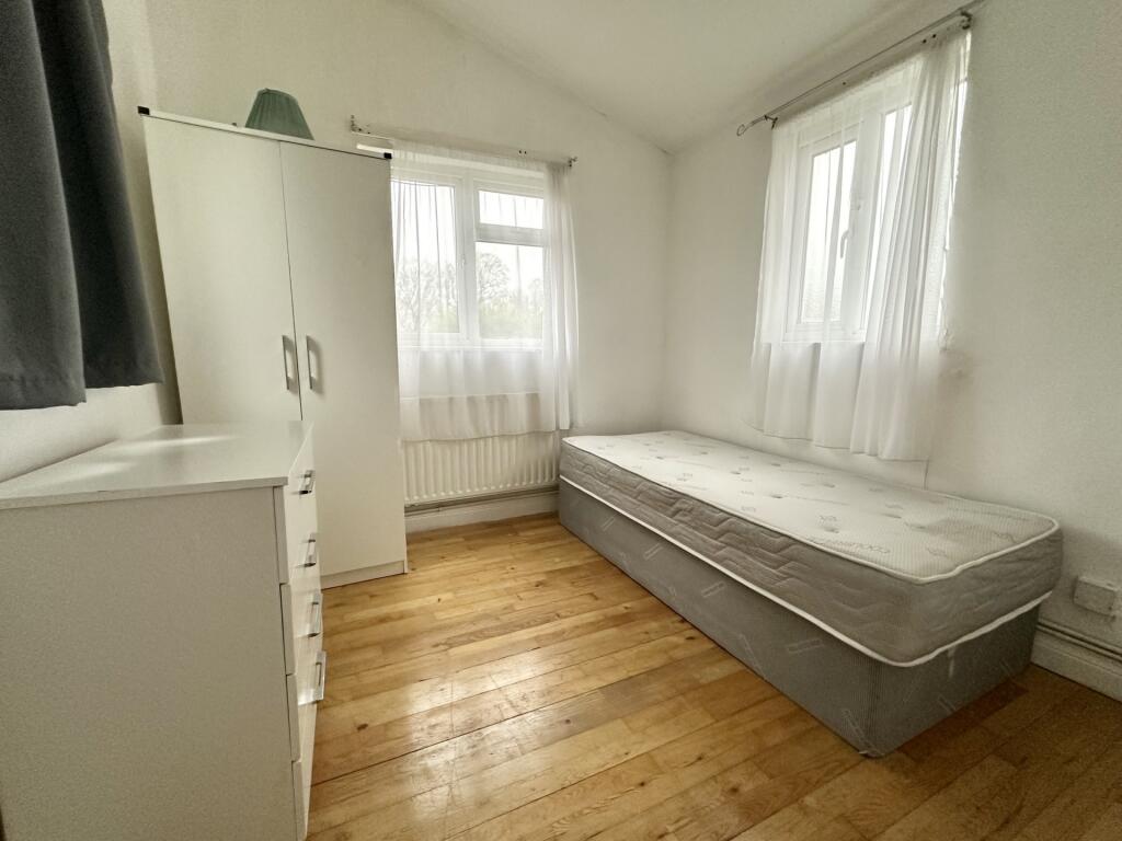 Additional image 11 of Chaffinch Road, Beckenham, BR3