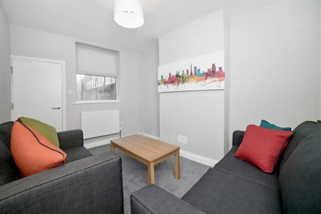 Additional image 11 of 5 bedroom Terraced House in  Belton Road, Bristol